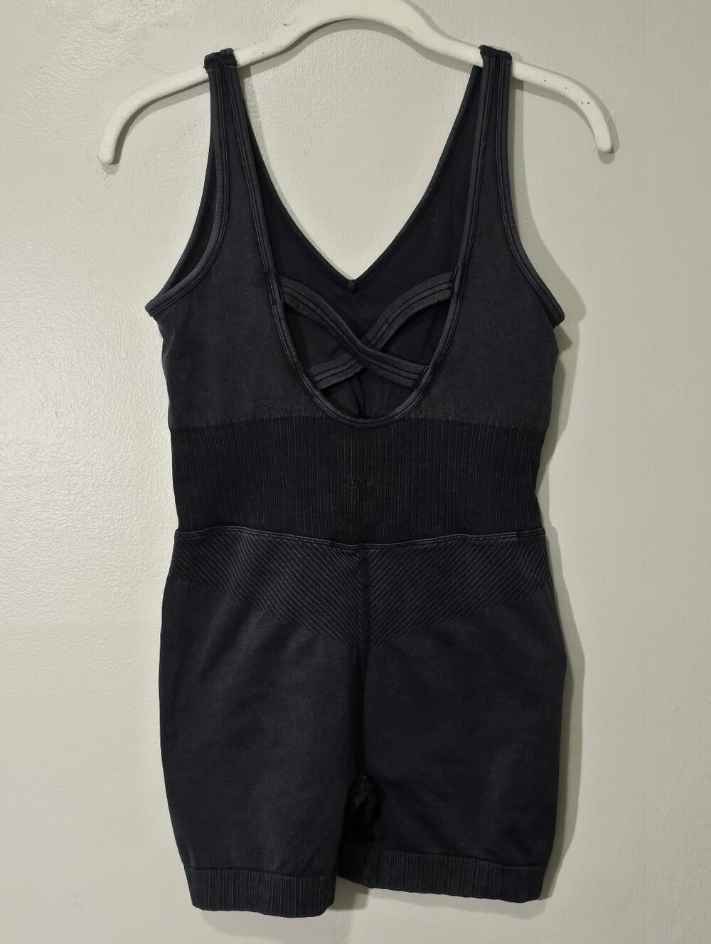 Black V-Neck One-Piece Bodysuit Romper - Picture 4 of 5